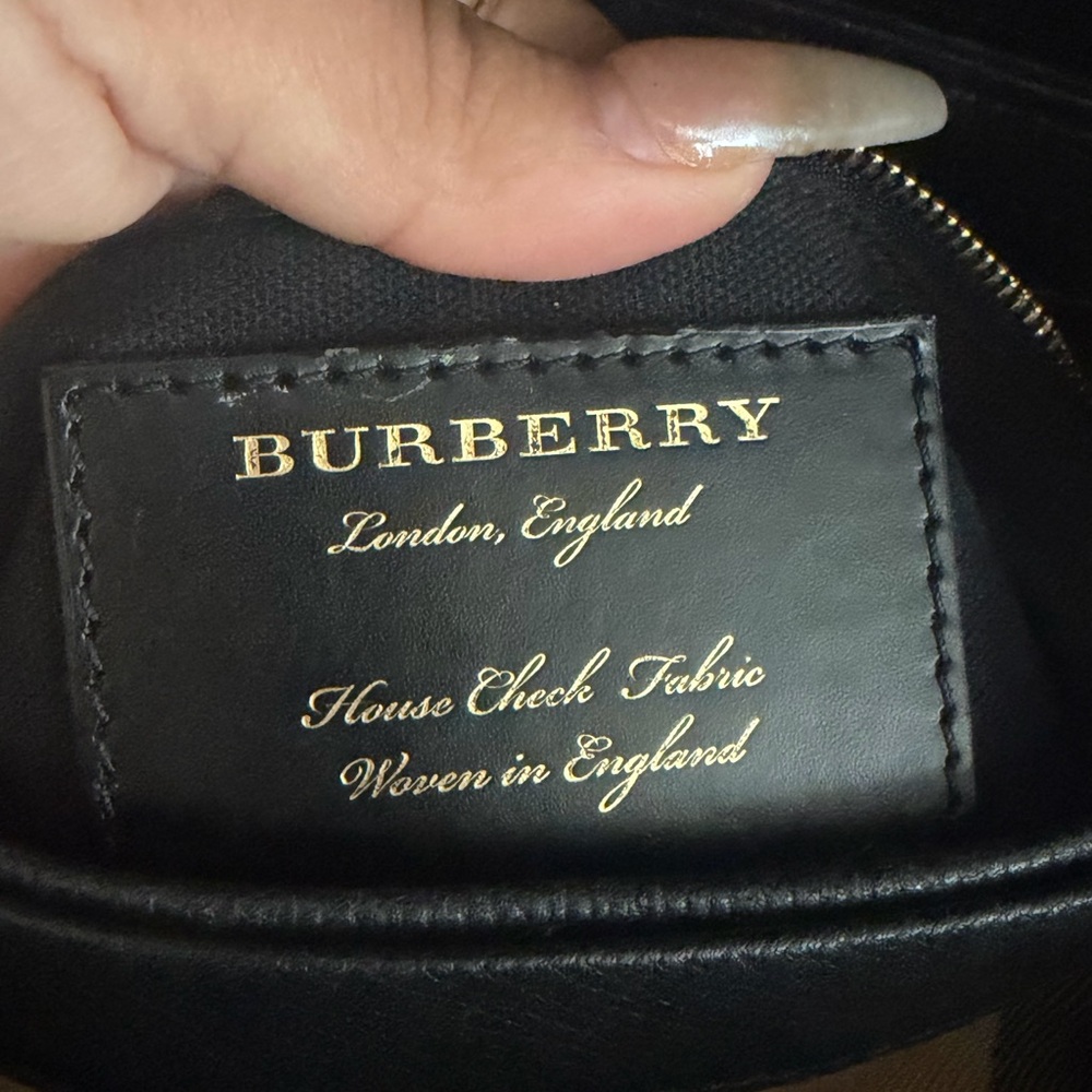 Black Burberry Camberley - Picture 7 of 8